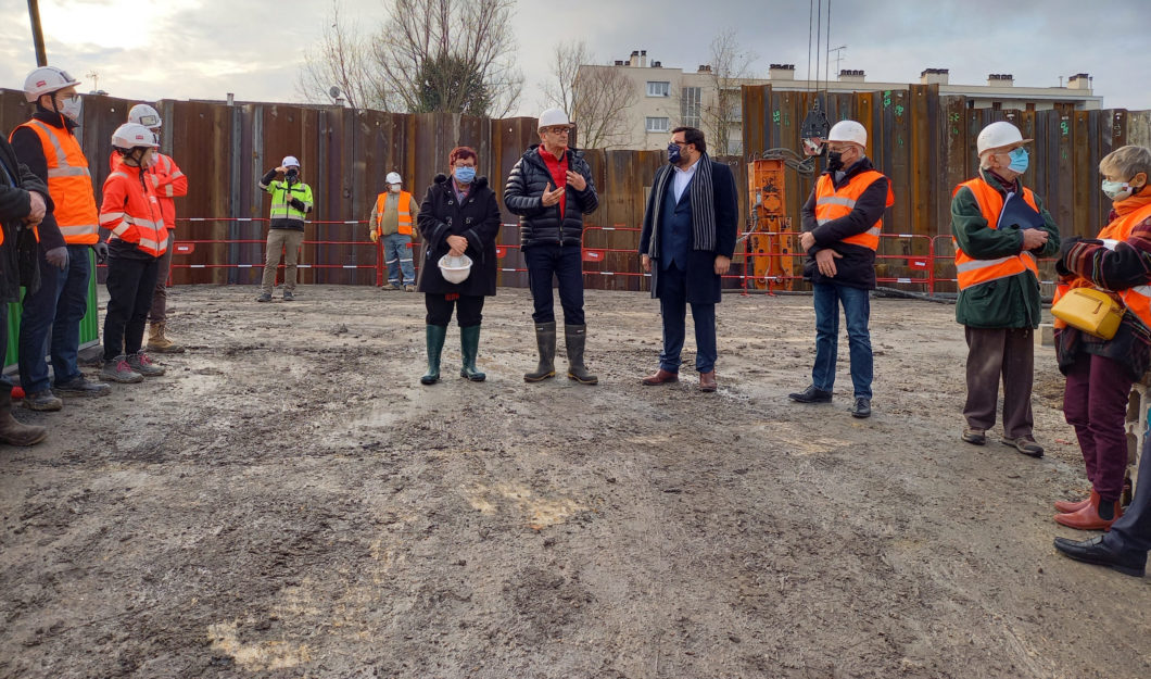 Pose de la première pierre des travaux du bassin des Cressonnières