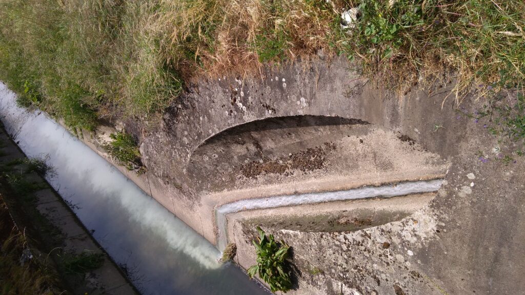 Pollution aux eaux usées dans le ru de Liesse